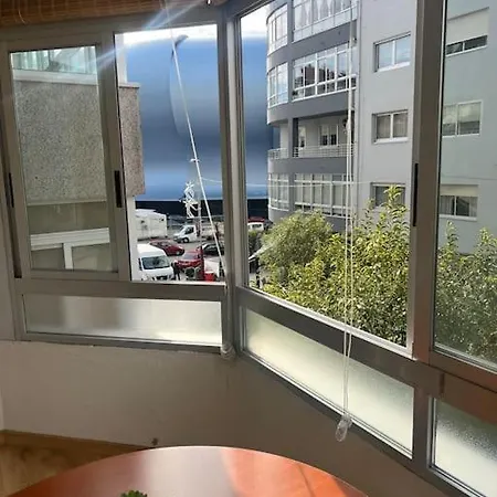 Exclusiva Habitacion, Frente A Estadio Balaidos A Pocos Minutos De La Playa! Vigo